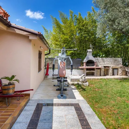 Awesome In With Kitchen * Fažana